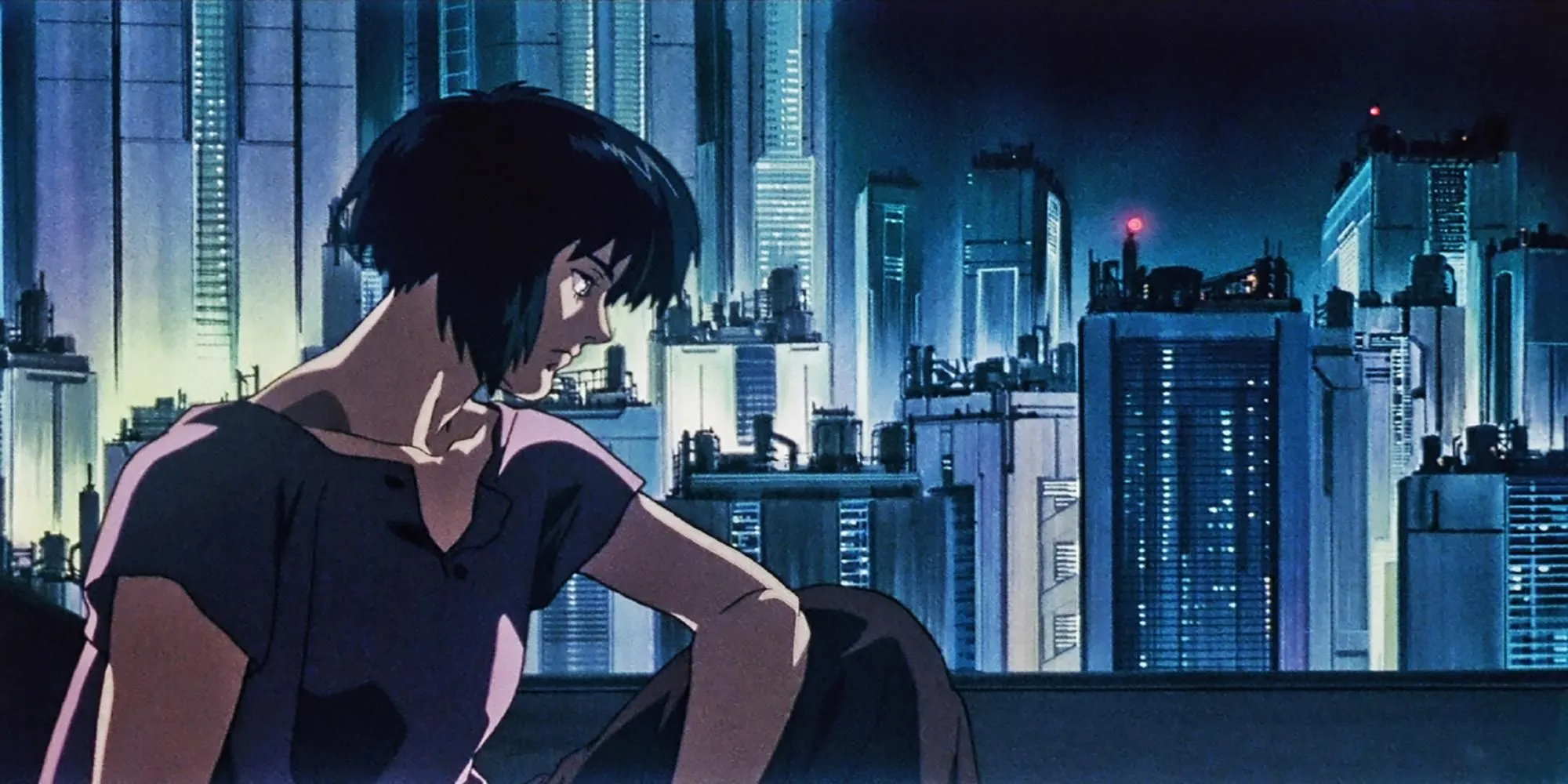 Hình ảnh Major Motoko Kusanagi trong series anime Ghost in the Shell, một biểu tượng của thể loại cyberpunk.