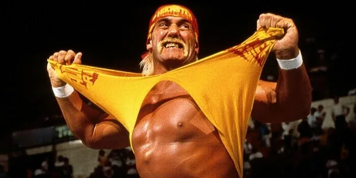 Hulk Hogan cơ bắp trên sàn đấu WWE, biểu tượng đô vật thập niên 80