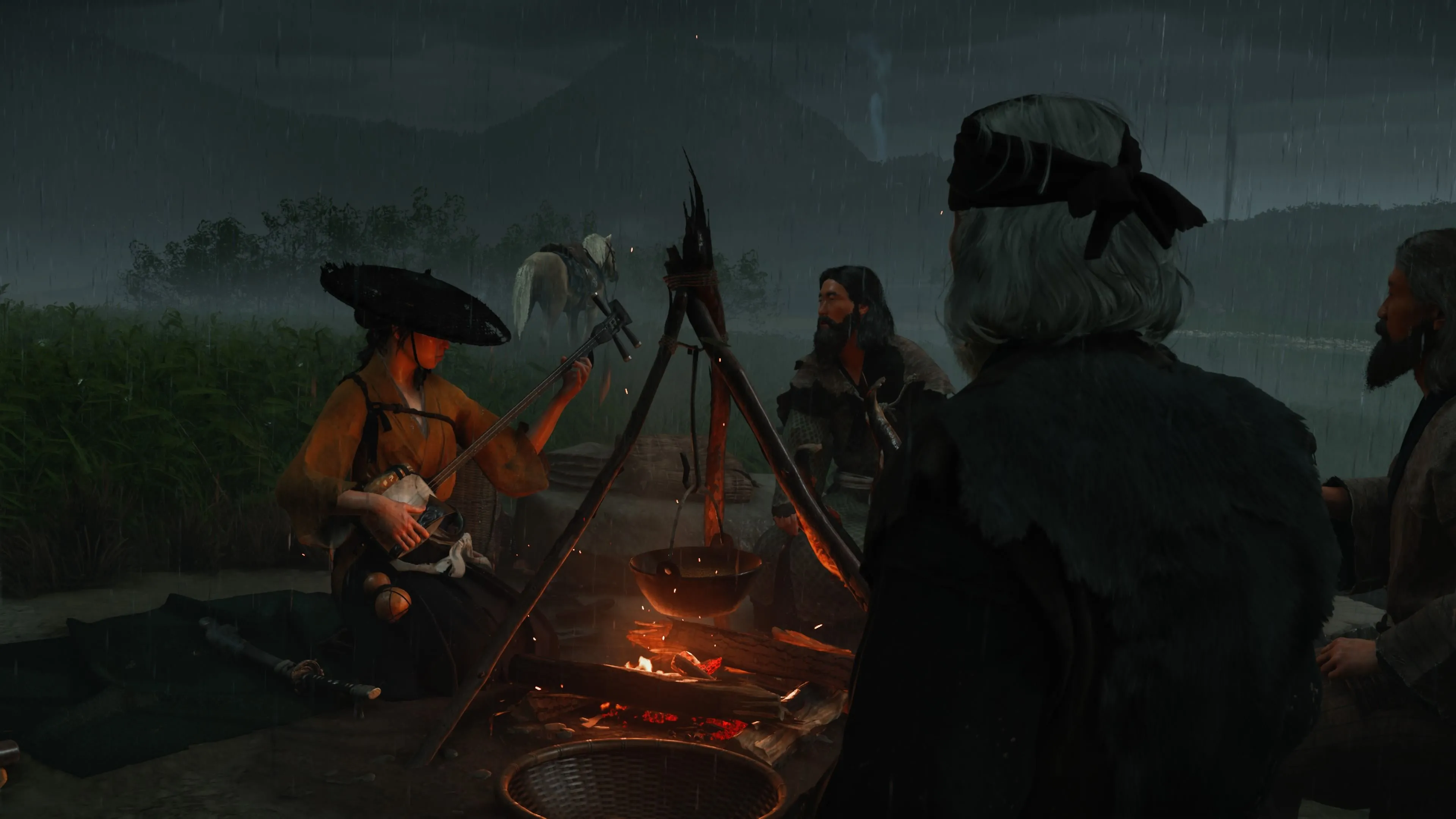 Atsu ngồi nói chuyện cùng lữ khách trên đường hành trình, khoảnh khắc thể hiện chiều sâu thế giới mở